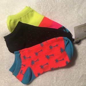 NWT SO Palm tree no show fashion socks 3 pairs